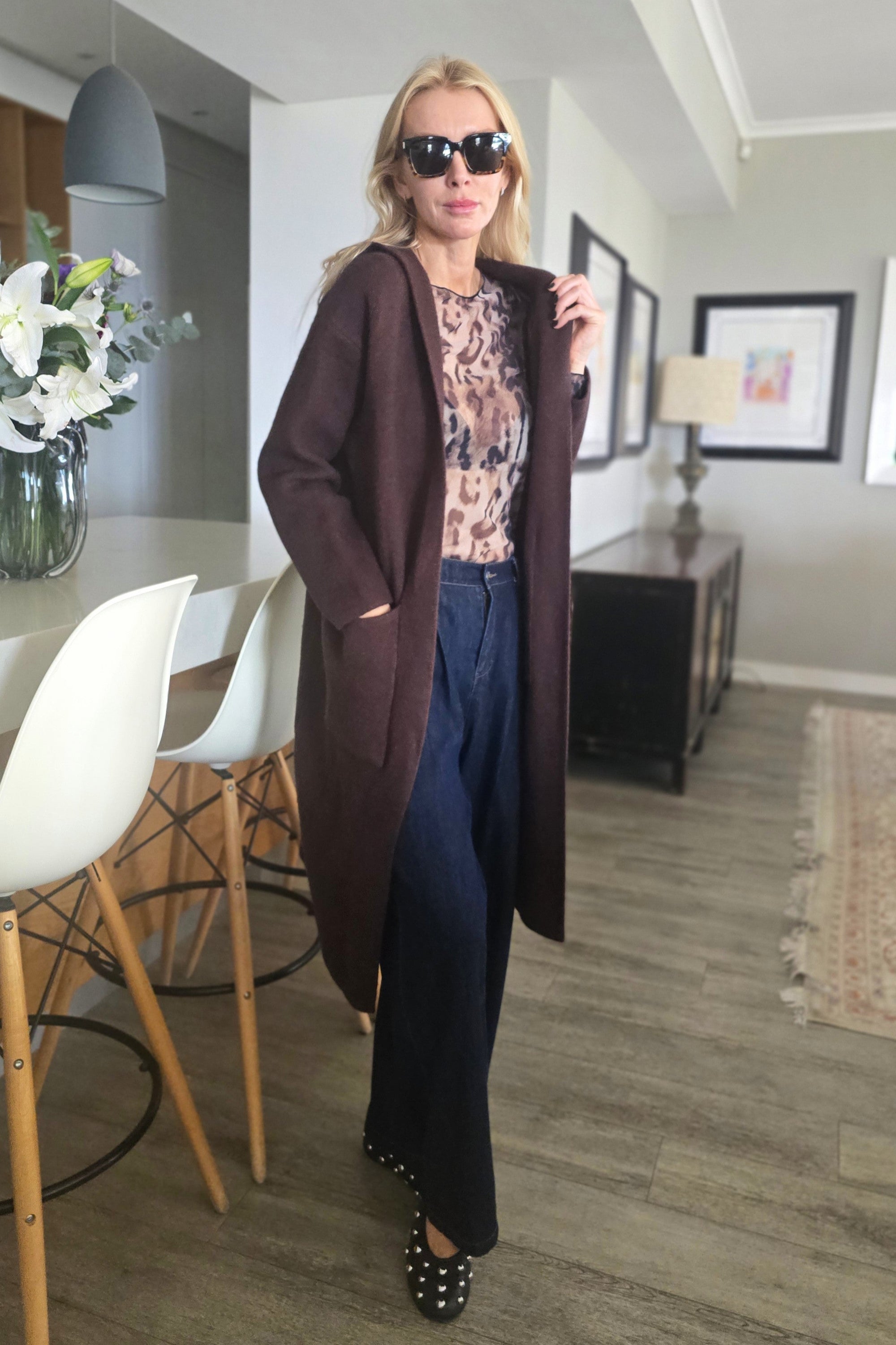 Cadiz - Long Hoody Cardi with Pockets, Chocolate