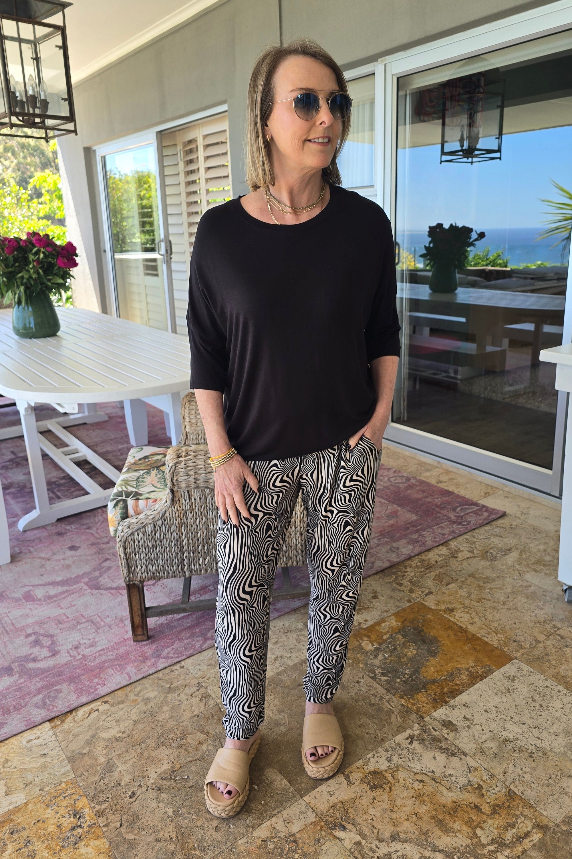 Roxanne Classic Pant - Monochrome Waves