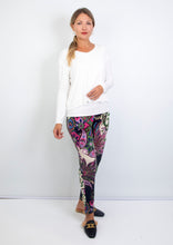Load image into Gallery viewer, Roxanne - Classic Pant, Mosaic Etching
