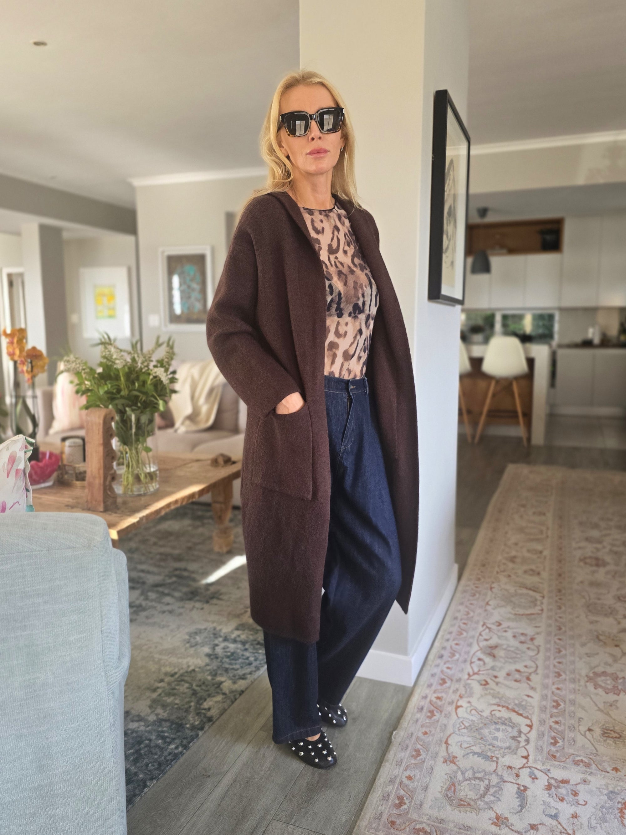 Cadiz - Long Hoody Cardi with Pockets, Chocolate