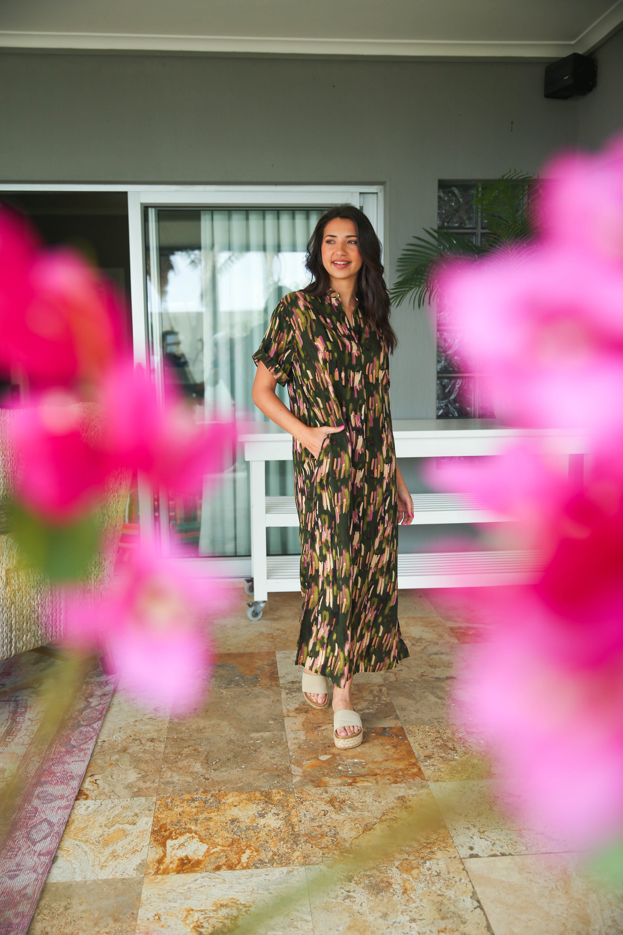 Jan - Resort Dress with Belt, Brush Strokes