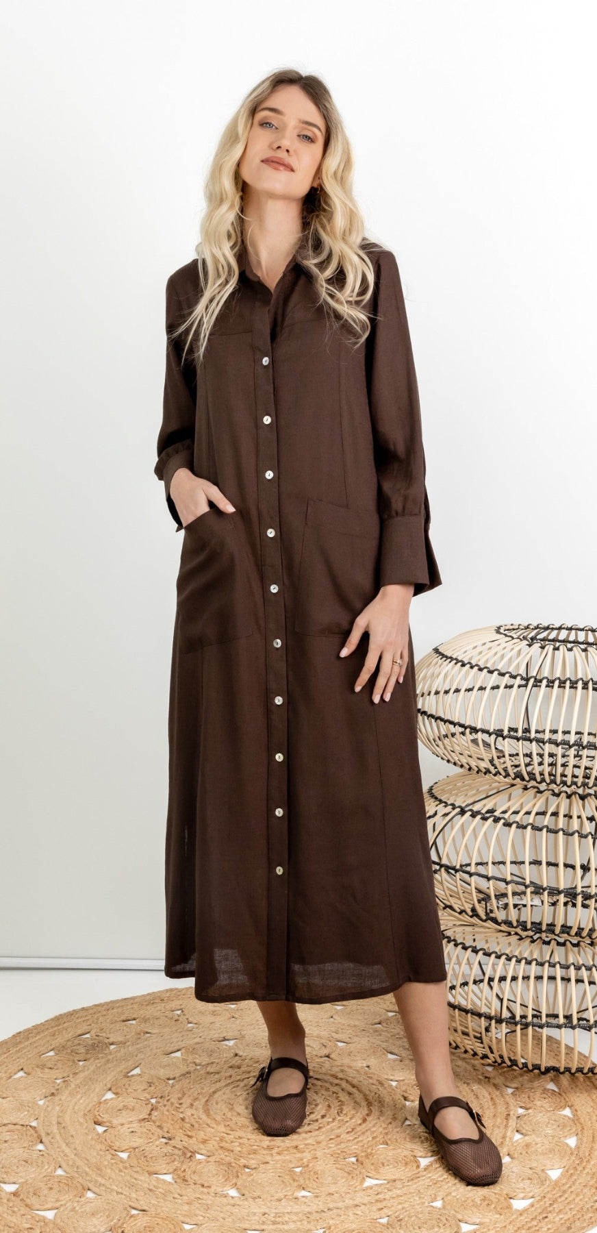 Carmela- Styled Dress With Cuff Detail, Chocolate