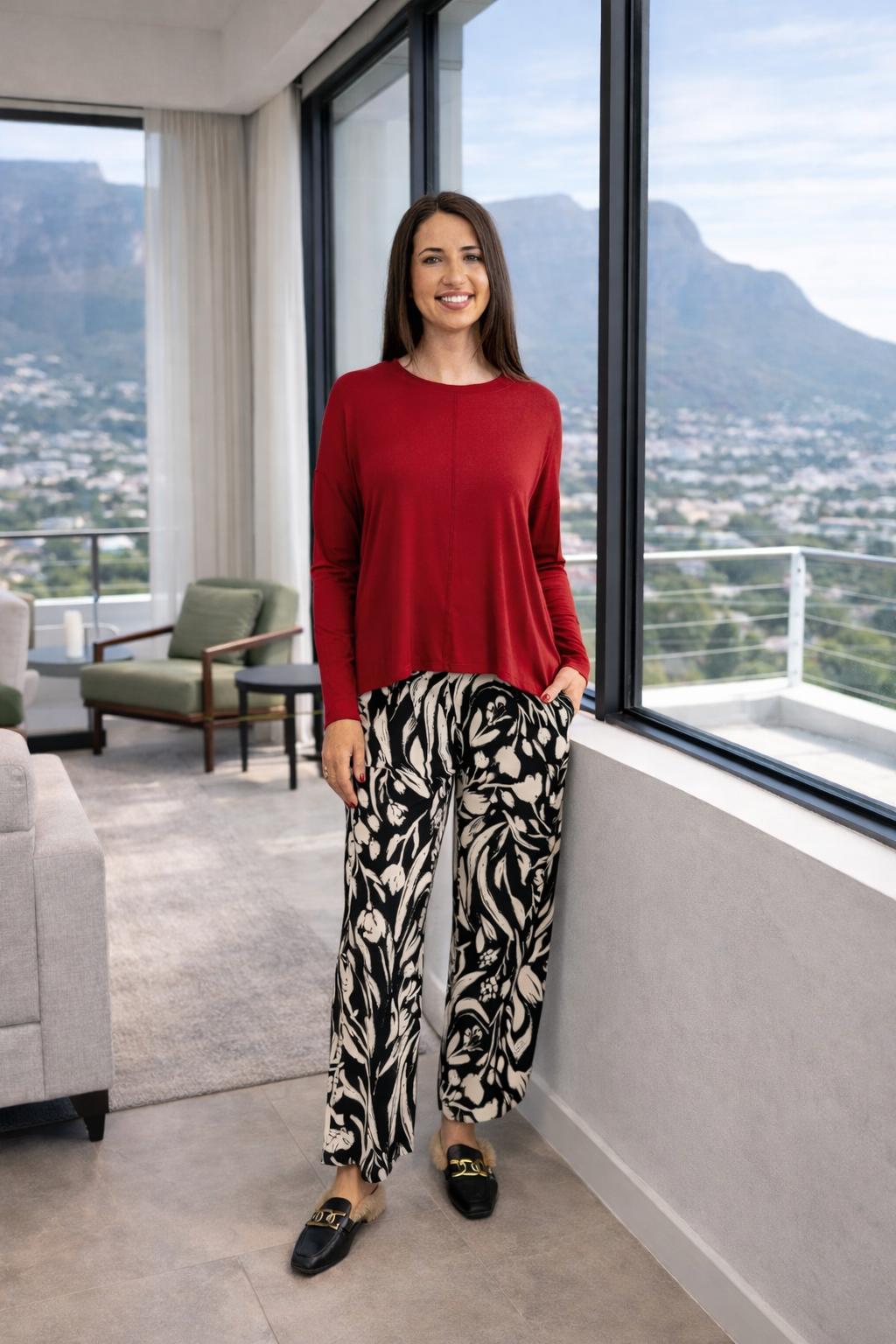 Alana - Classic Wide Leg pant, Midnight Tulips