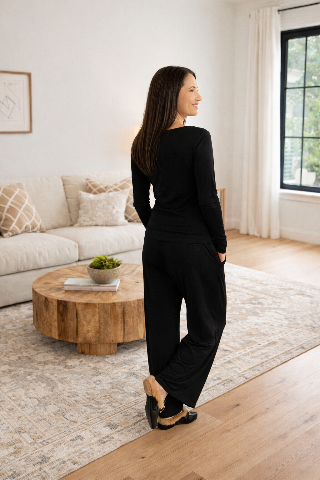 Alana - Classic Wide Leg pant, Black