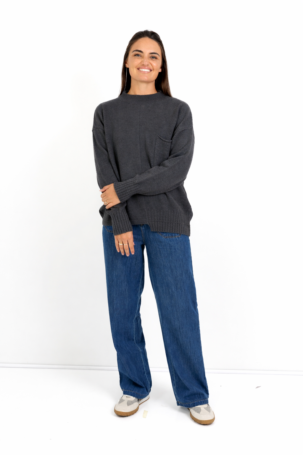 Hollister - Asymmetric Hem with Pocket, Charcoal