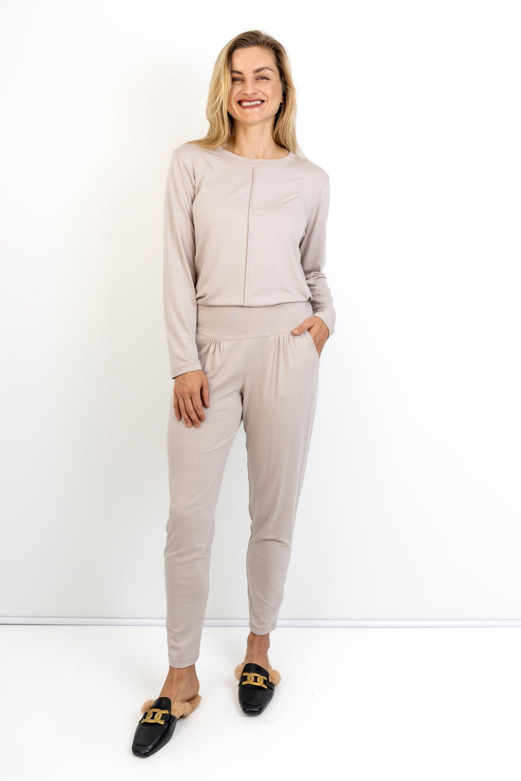 Roxanne - Stone Classic Pant