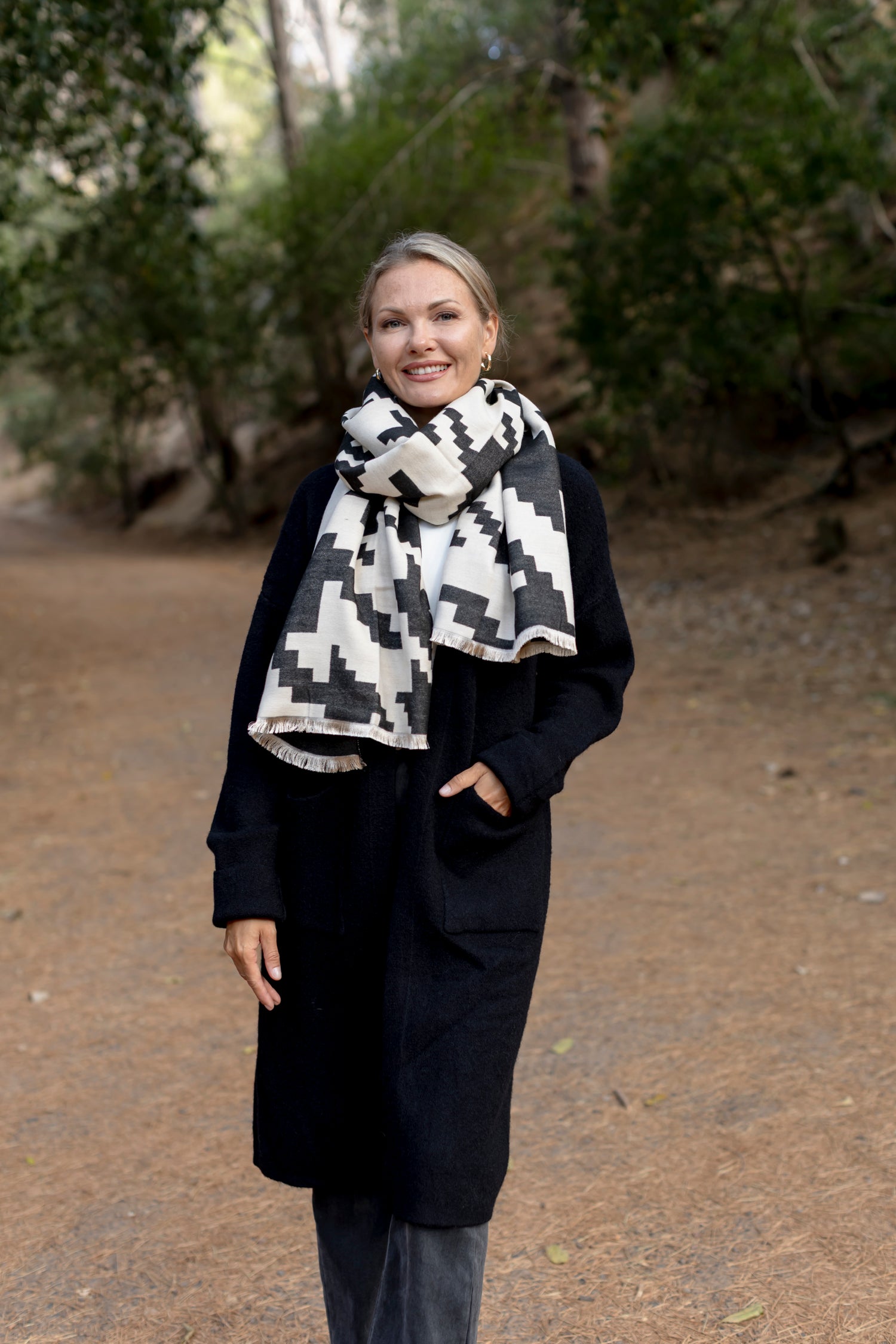 Scarf - Pixel Hounds Tooth