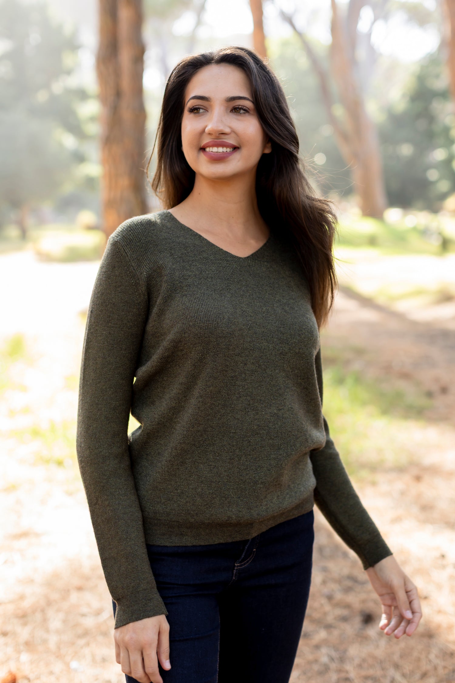 Lyon - V Neck Fine Rib Knit