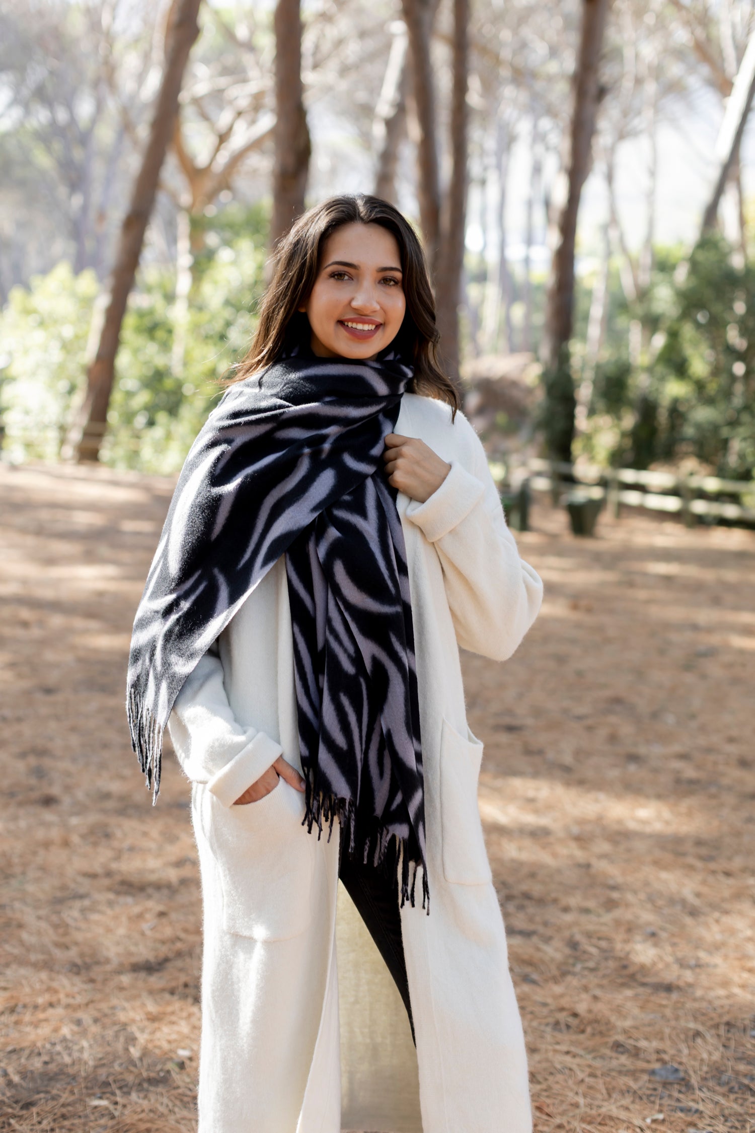 Warm Handle Animal Stripe Scarf - Grey