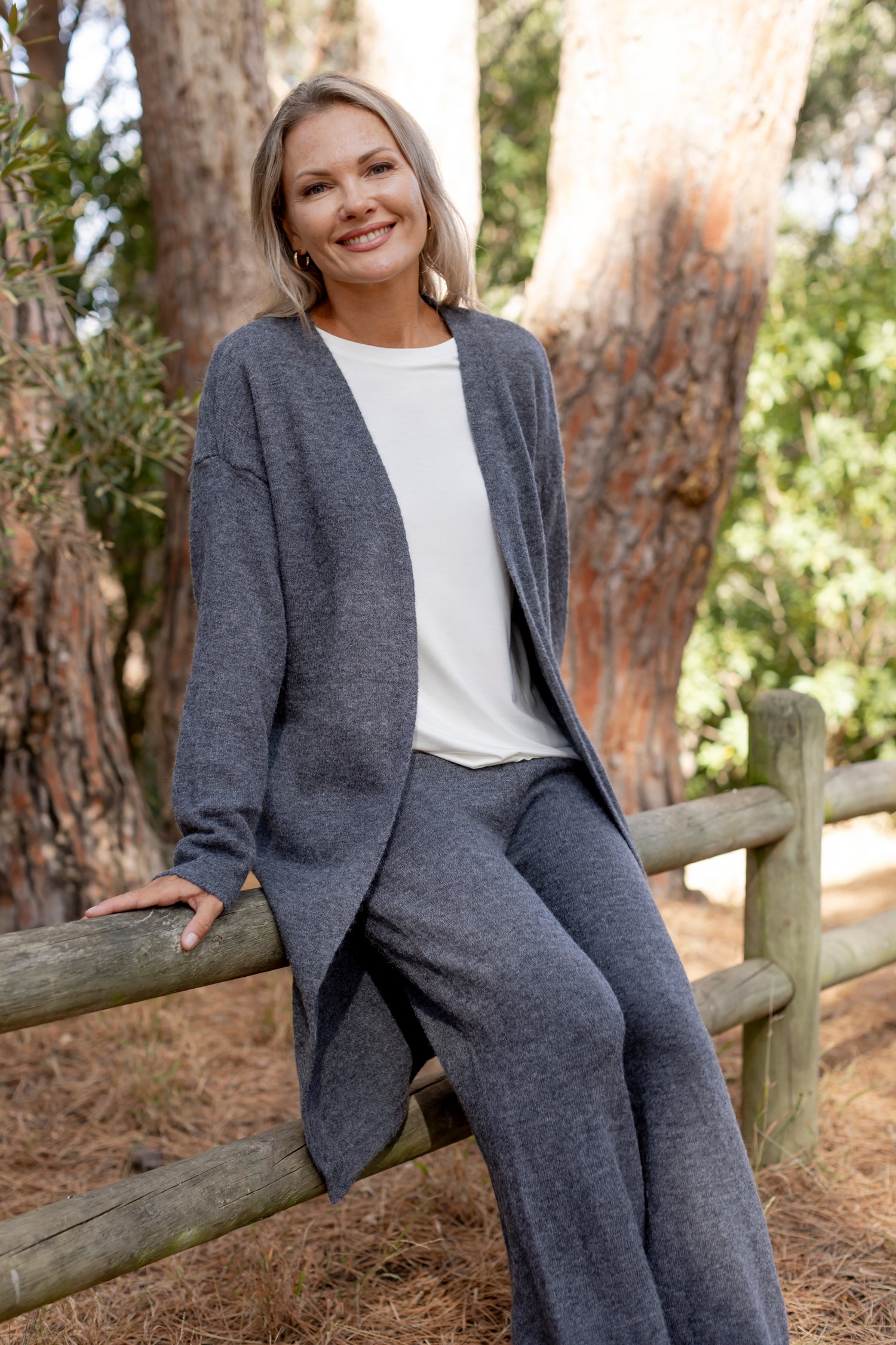 Cartagena - Relaxed Fit Long Cardi with Pockets, Grey
