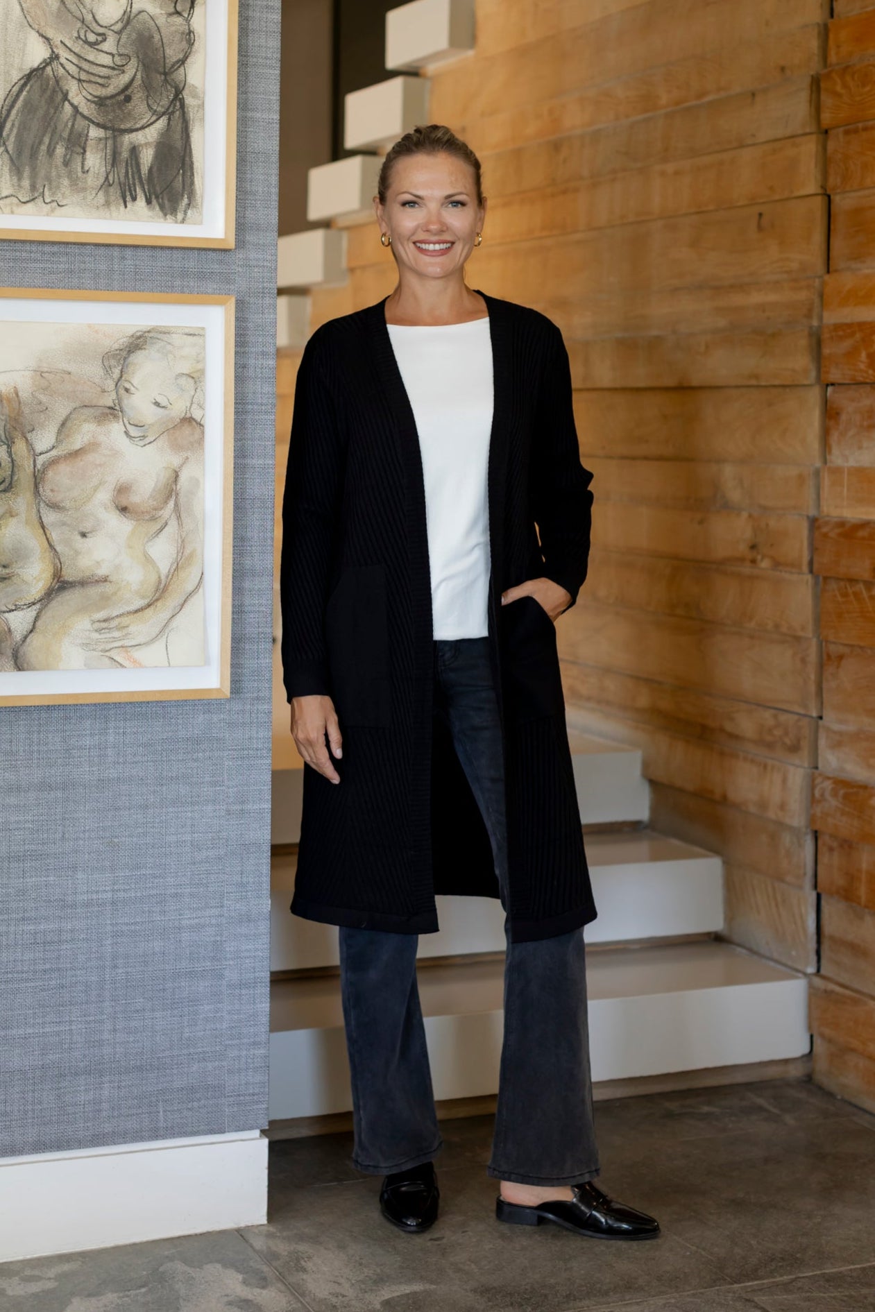 Santiago - Rib Styled Cardi with Pockets, Black