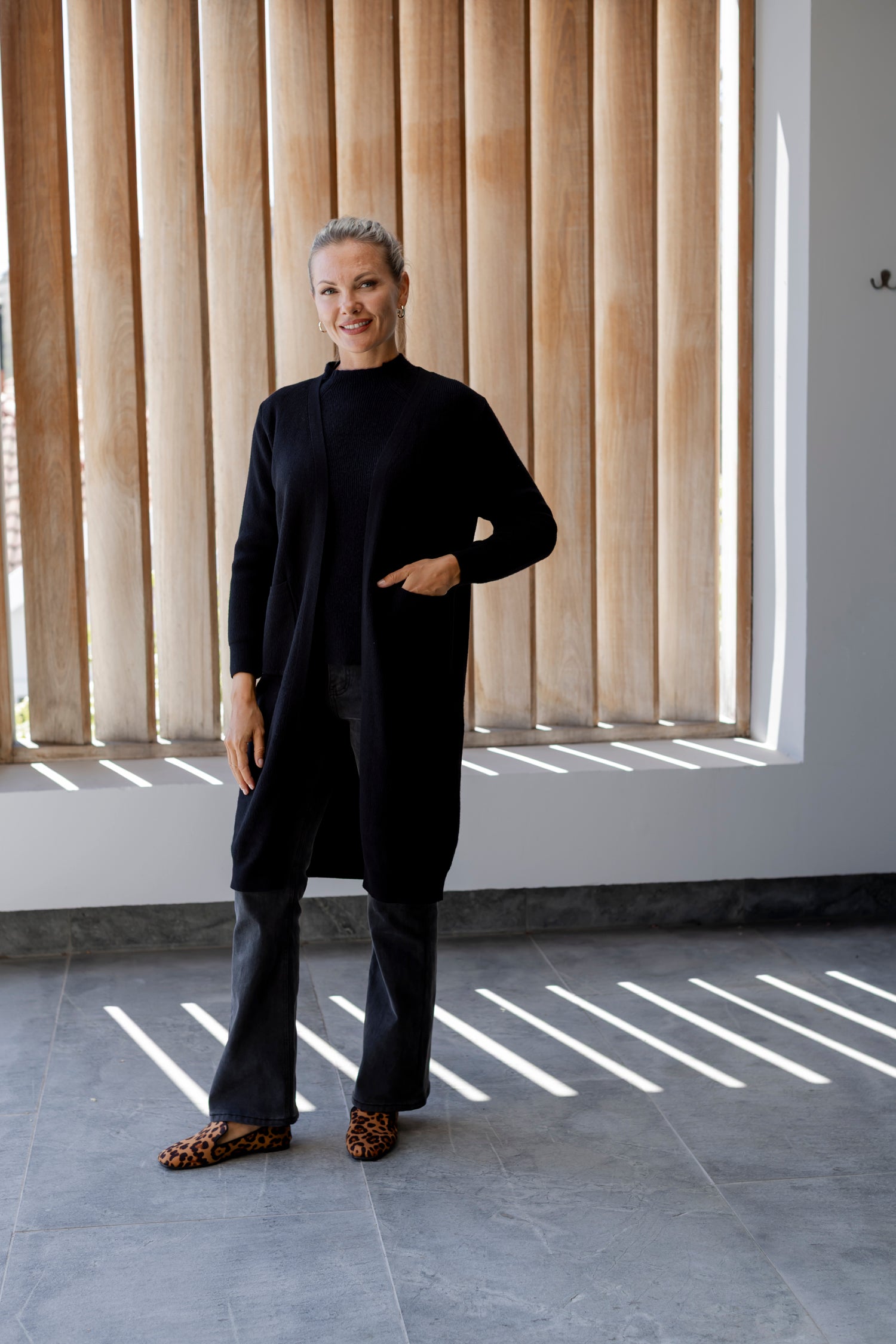 Seville - Fine Rib Pocket Cardigan, Black