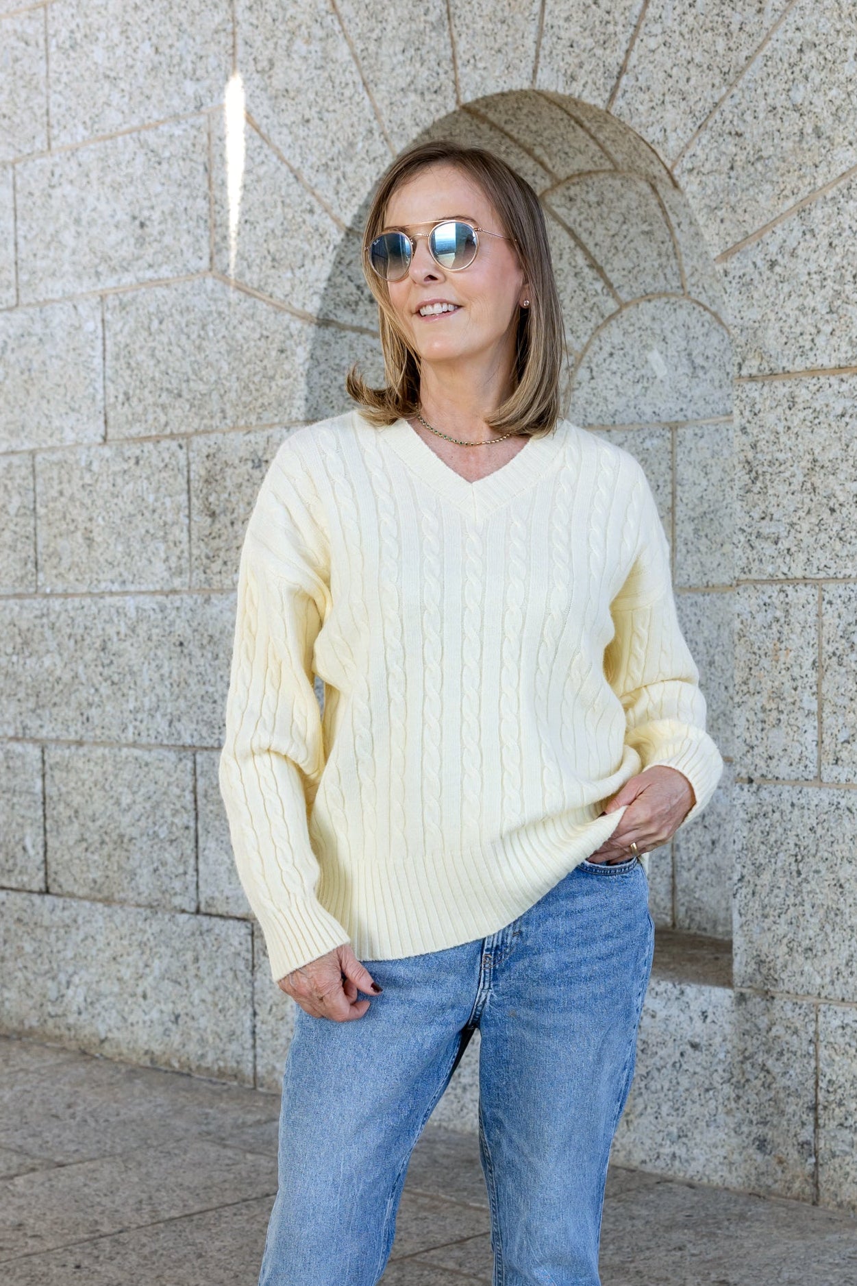 Brentwood - V Neck Cable Knit, Butter