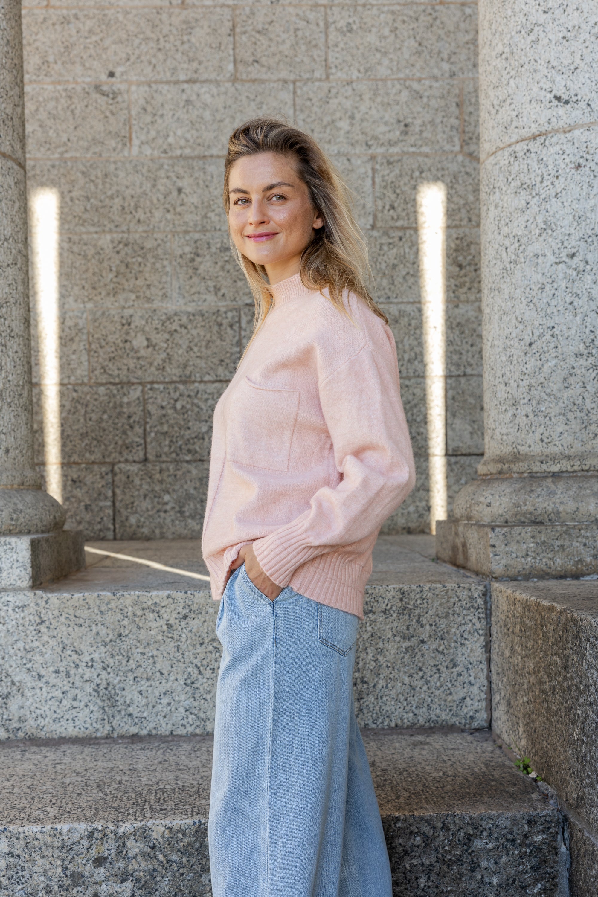 Hollister - Asymmetric Hem with Pocket, Blush