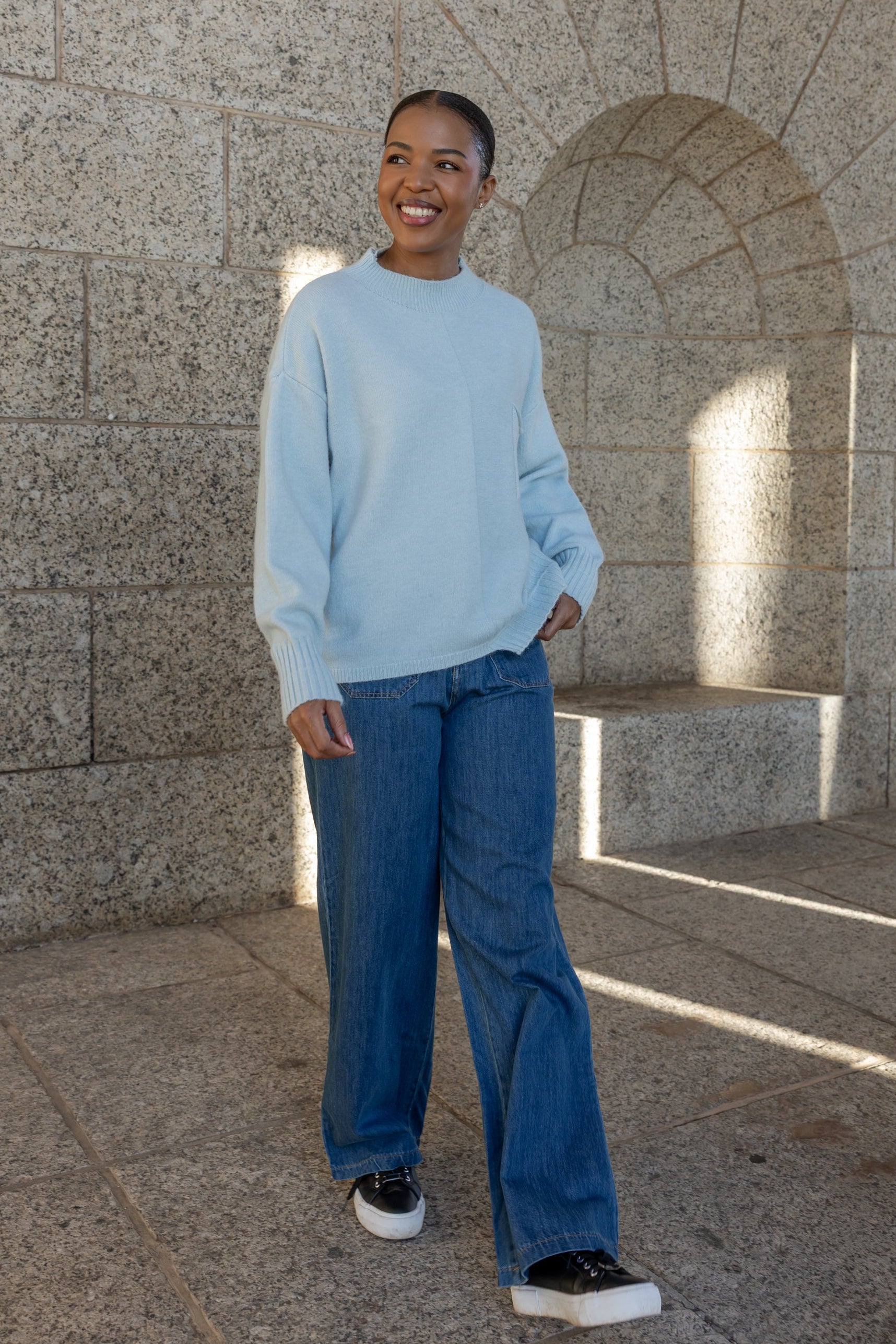 Hollister - Asymmetric Hem with Pocket, Light Blue