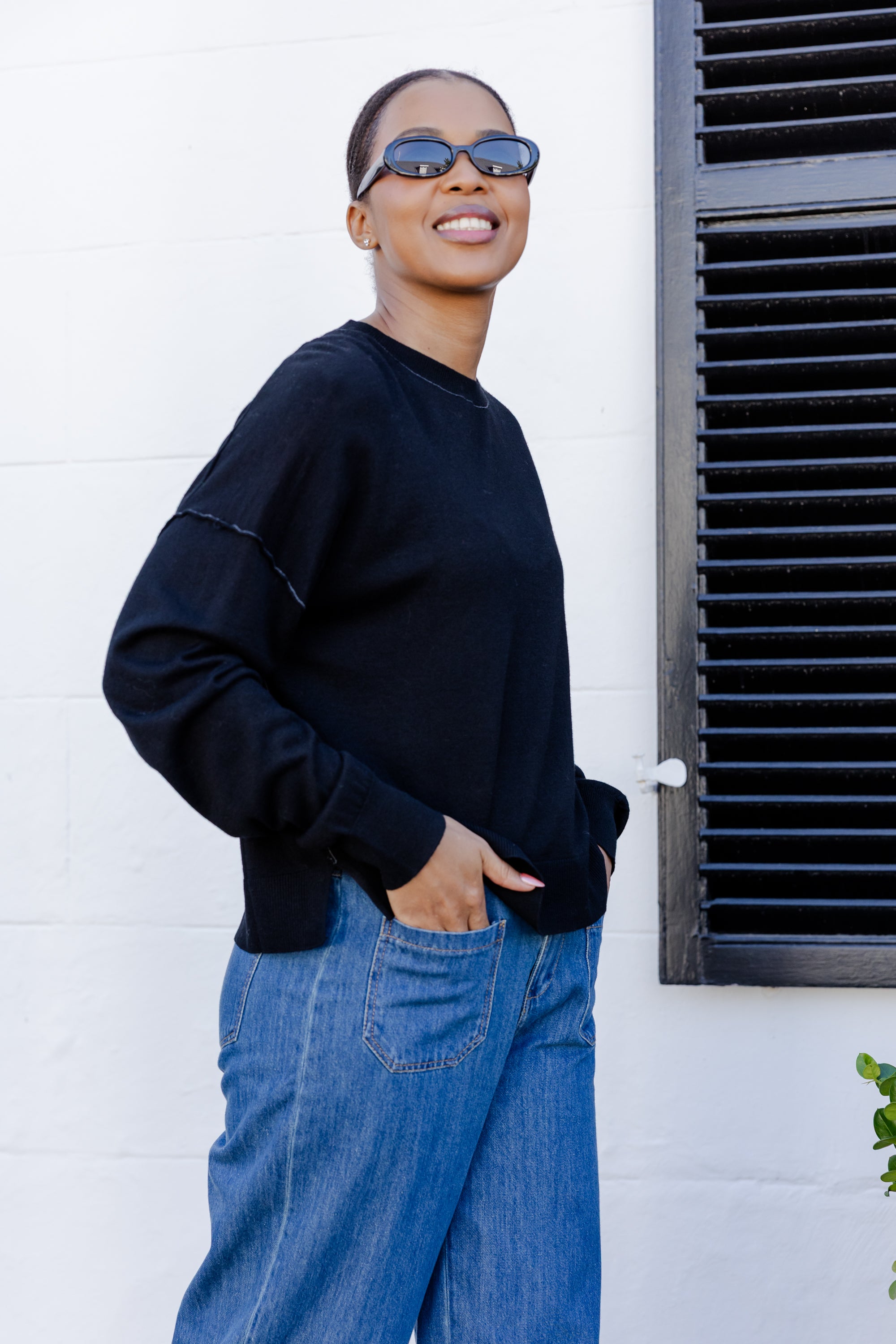 Irvine - Classic Crew with Stitching Detail, Black