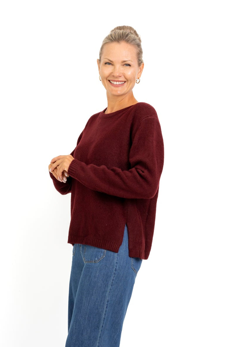 Pamplona - Crew Neck With Side Slit, Bordeaux