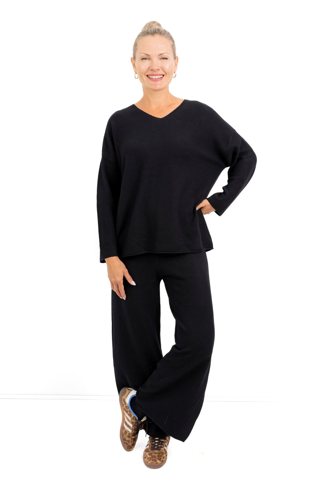 Monterey - V Neck luxe Track Set, Black