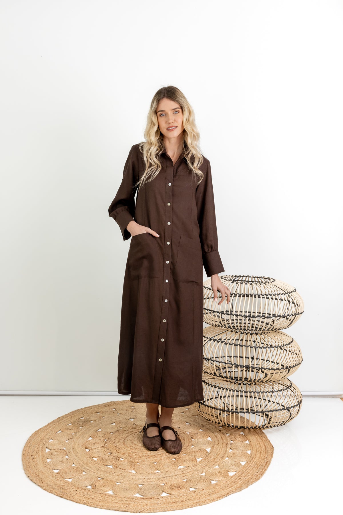 Carmela- Styled Dress With Cuff Detail, Chocolate