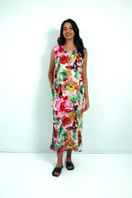 Load image into Gallery viewer, Carina - Sleeveless Dress with Mandarin Collar
