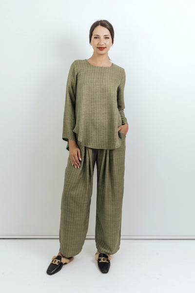 Tyra - Relaxed Pant with Inverted Pleats, Khaki Stripe