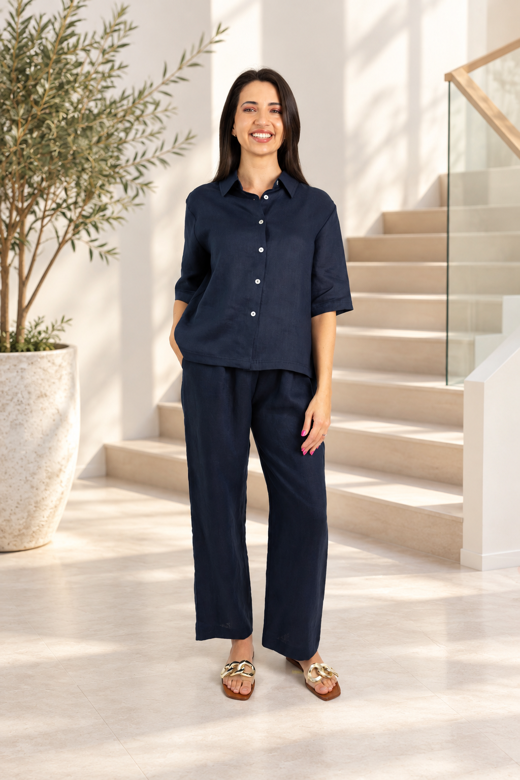 Gaia- Box Shirt with Inverted Pleat, Navy