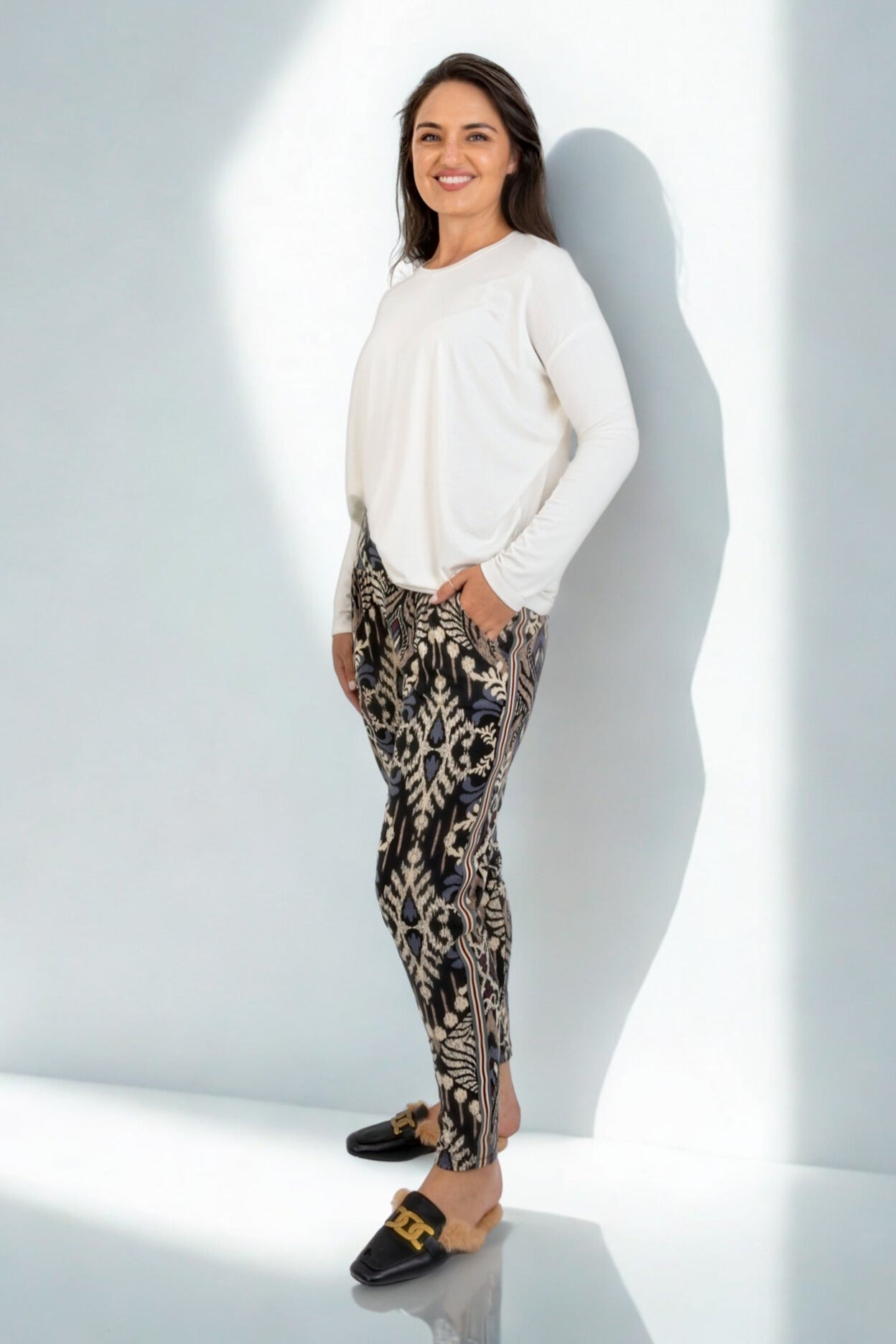 Roxanne Classic Pant -  Midnight Tapestry, Warm Handle with Tape