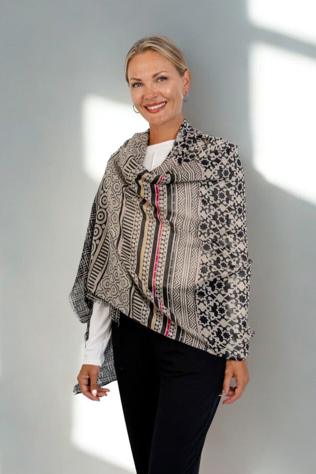 Light Weigh Scarf - Geometric Block Print