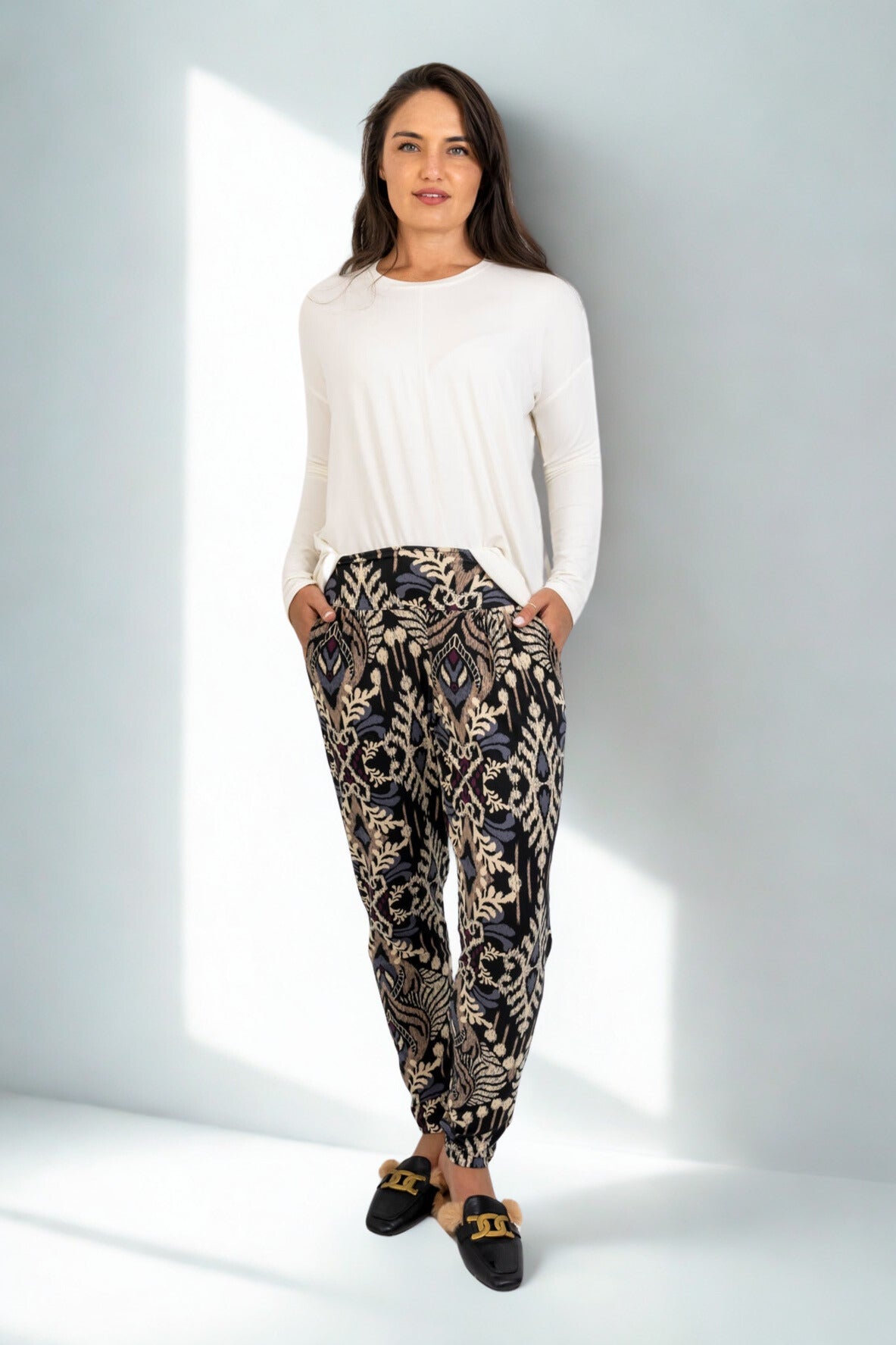 Roxanne Classic Pant -  Midnight Tapestry, Warm Handle
