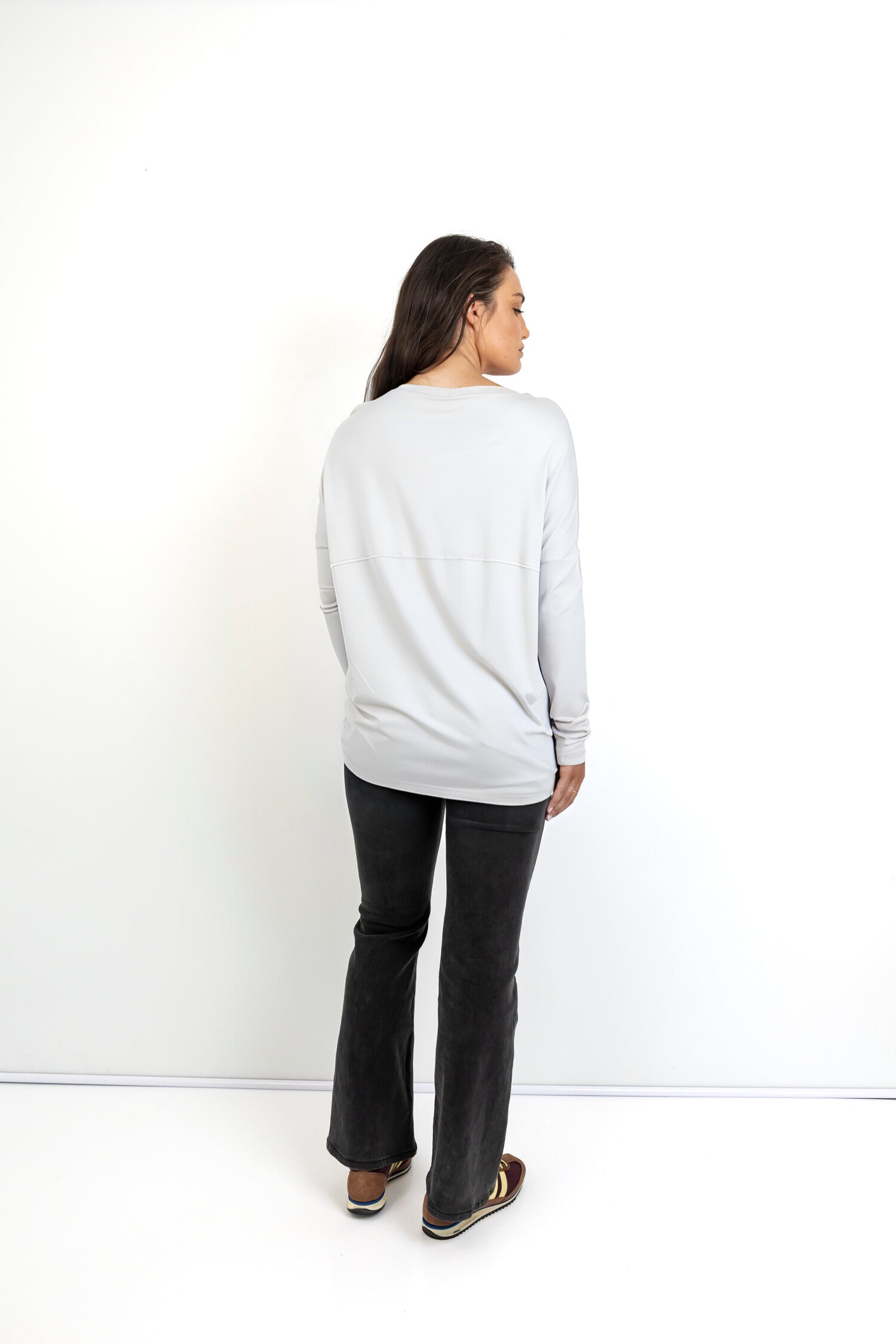 Kitt -Classic Tee with Seam Detail