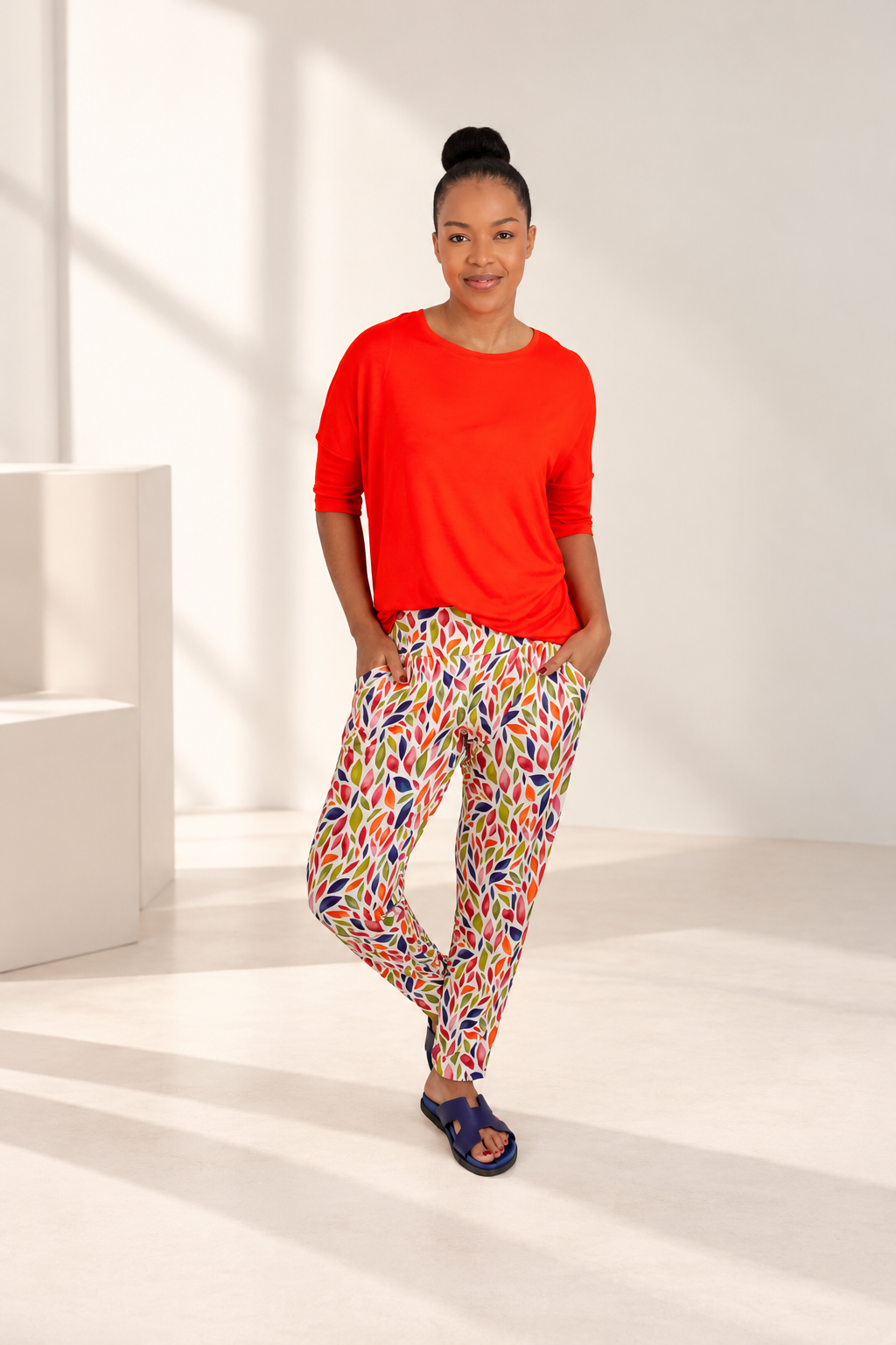 Roxanne- Classic Pant, Summer Leaves